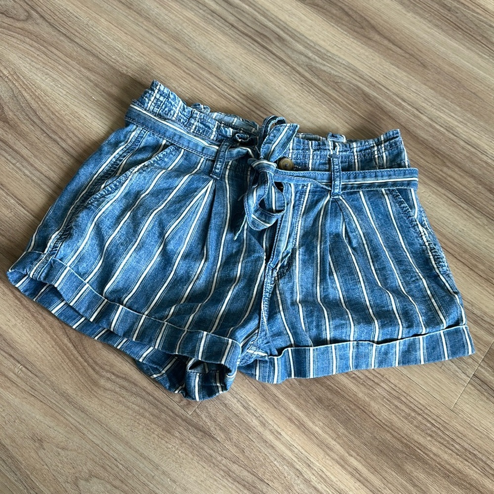 American eagle striped chambray shorts
